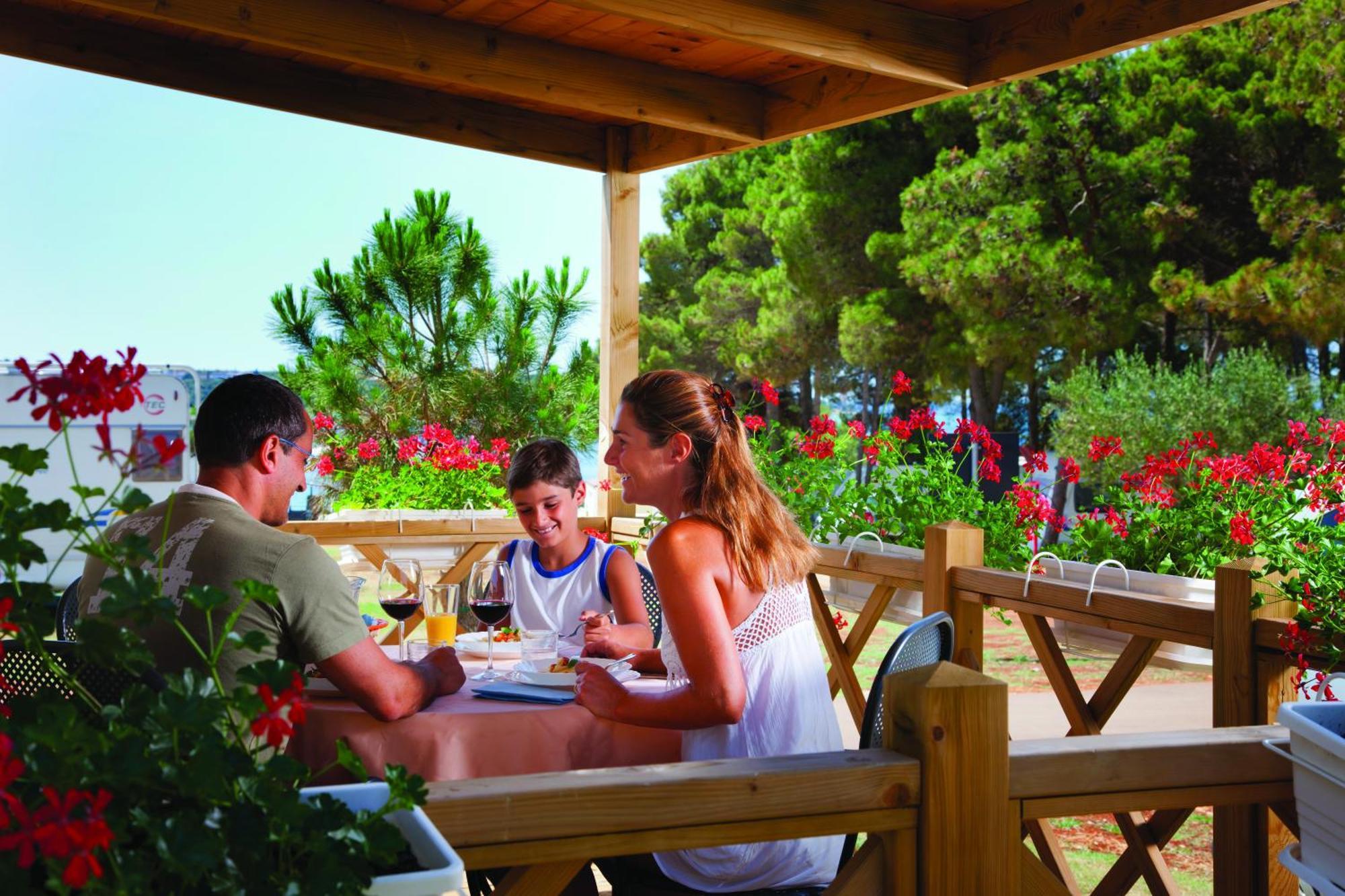 Aminess Planet Camping Holiday Homes Sirena Novigrad Istria Kamer foto